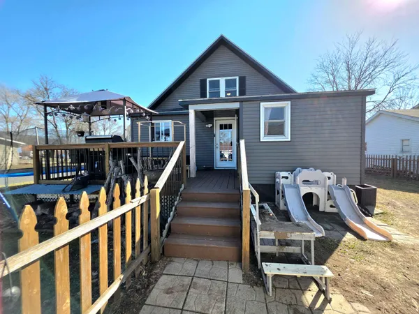 $249,000 | 511 East Superior Street, Boscobel, WI 53805