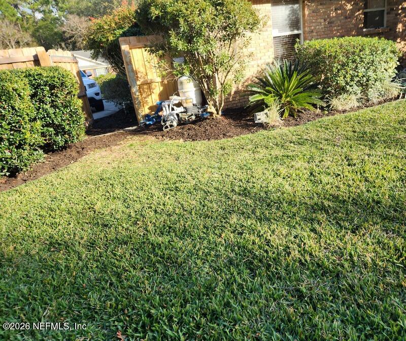 1424 Panther Run Road Jacksonville, FL 32225 - Photo 12 of 36 an outdoor view of garden with patio