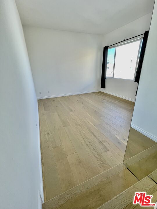 3711 Ocean Front Walk, Unit 3 Marina del Rey, CA 90292 - Photo 24 of 43 a view of empty room