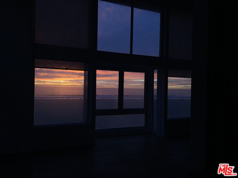 3711 Ocean Front Walk, Unit 3 Marina del Rey, CA 90292 - Photo 42 of 43 a view of an empty room with a window