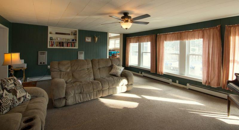 289 Rockcliff Road Rupert, WV 25984 - Photo 20 of 46 Gallery Image 20