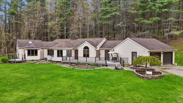 $424,000 | 960 Long Creek Road, Apalachin, NY 13732