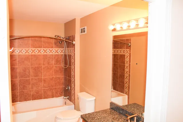 $188,500 | 342 Magnolia Court, Bolingbrook, IL 60440