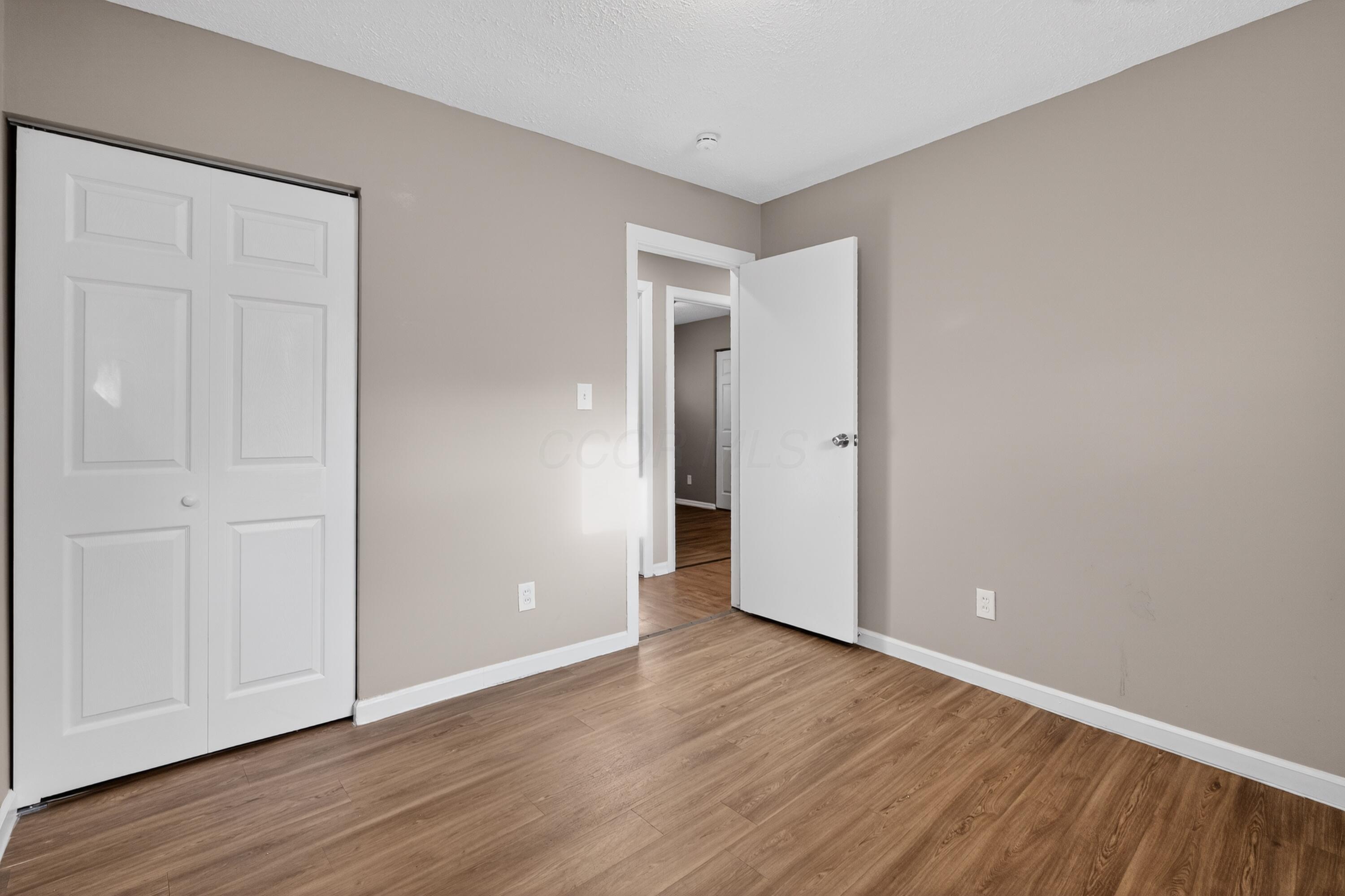 1572 Northridge Road Columbus, OH 43224 - Photo 19 of 32