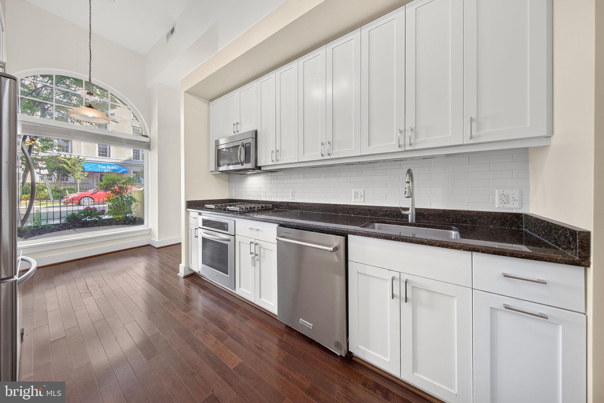 2160 California Street Northwest, Unit 101 Washington, DC 20008 - Photo 8 of 18 Kitchen