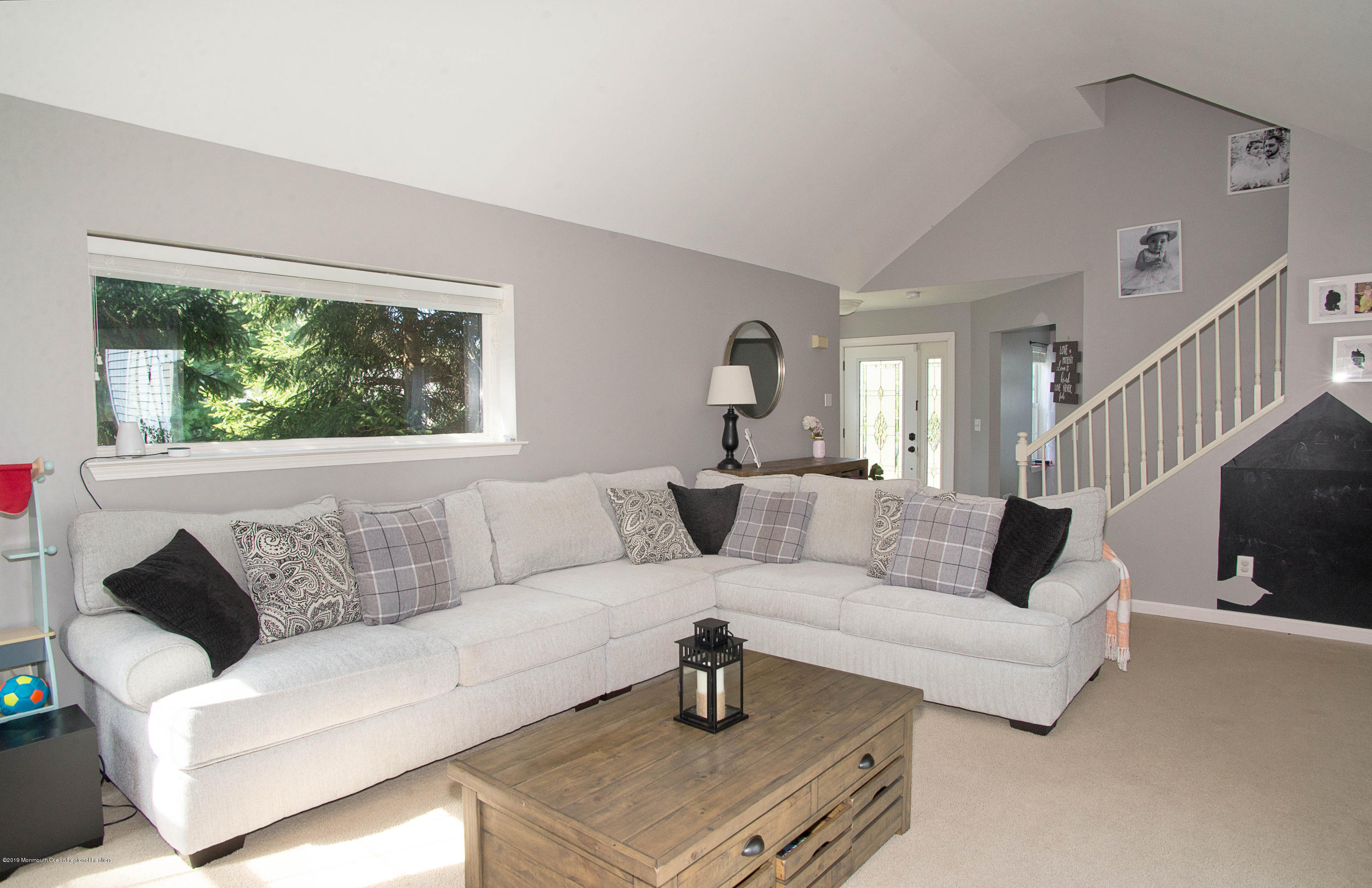 12 Crest Road Jackson, NJ 08527 - Photo 4 of 22 Family Room