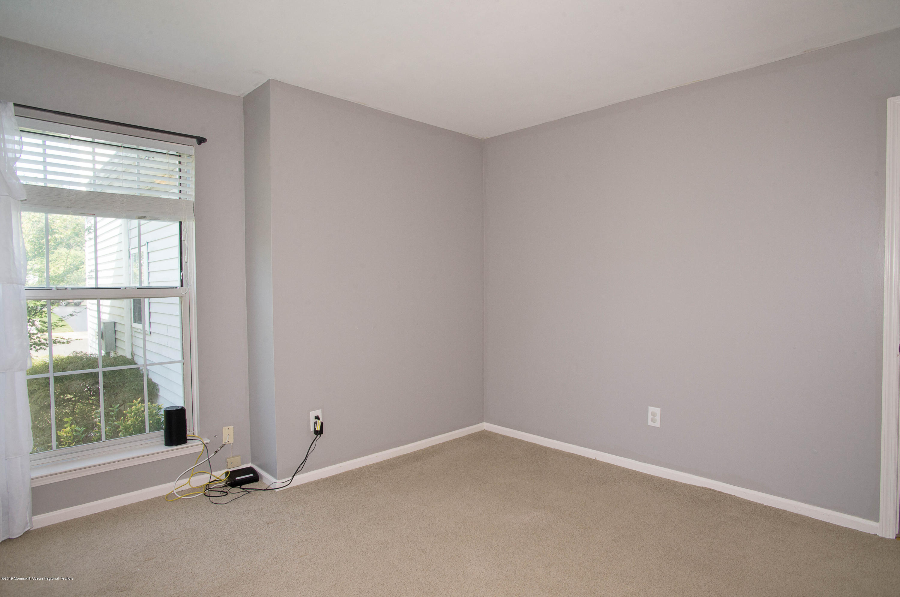 12 Crest Road Jackson, NJ 08527 - Photo 8 of 22 Den / Office