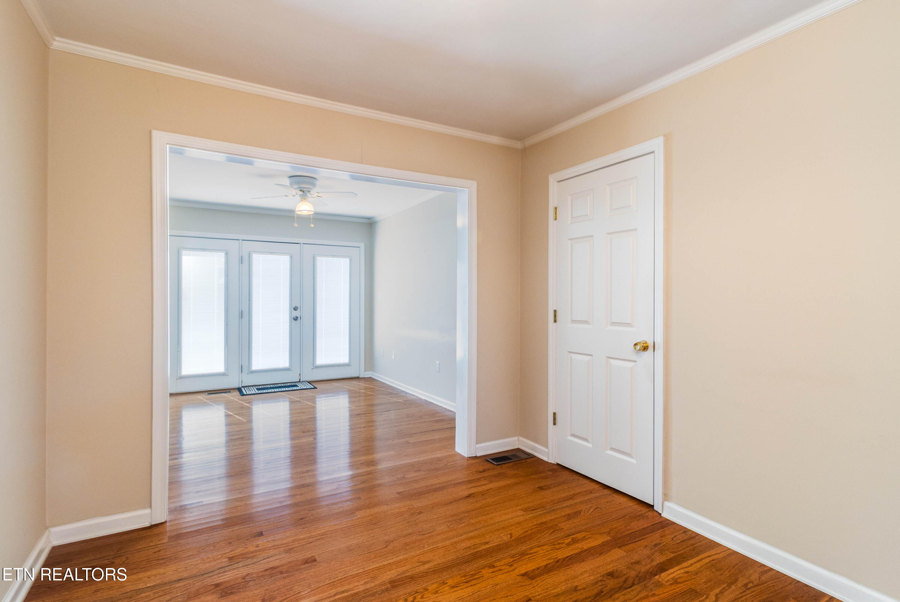 3312 Cunningham Road Knoxville, TN 37918 - Photo 7 of 44 1U6A0053-Edit
