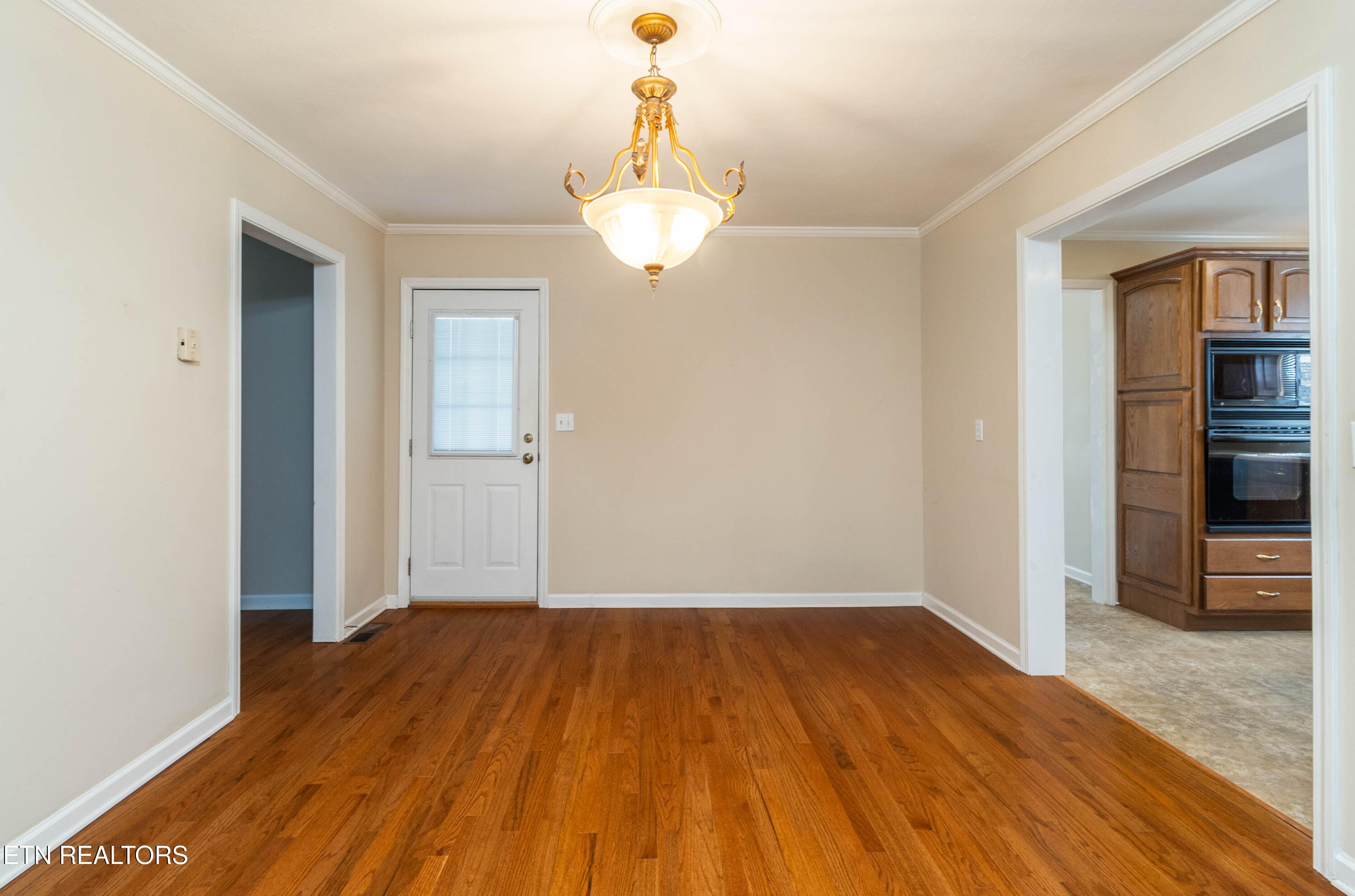 3312 Cunningham Road Knoxville, TN 37918 - Photo 8 of 44 1U6A0055-Edit