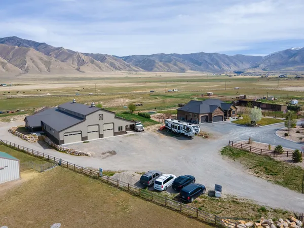$2,294,900 | 3050 Bronzewood Circle, Erda, UT 84074