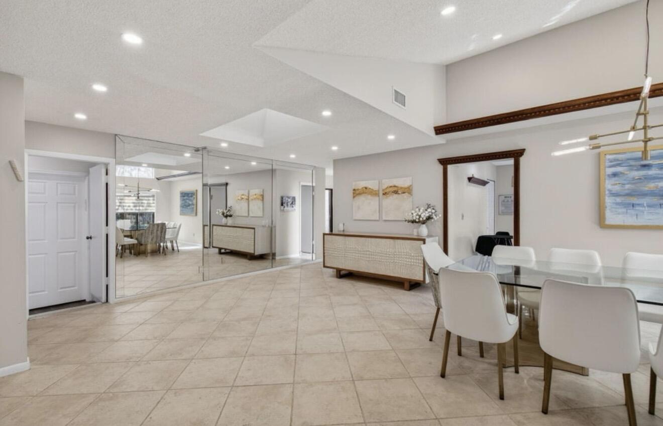 7745 Stanway Place Boca Raton, FL 33433 - Photo 10 of 37 Open