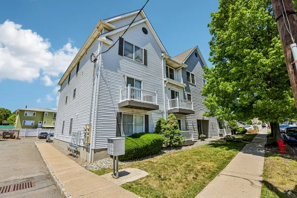 $345,000 | 483 Forest Street, Kearny, NJ 07032