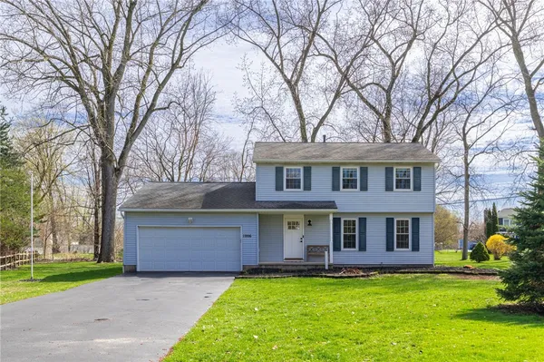 $260,000 | 1006 Heritage Park Drive, Webster, NY 14580