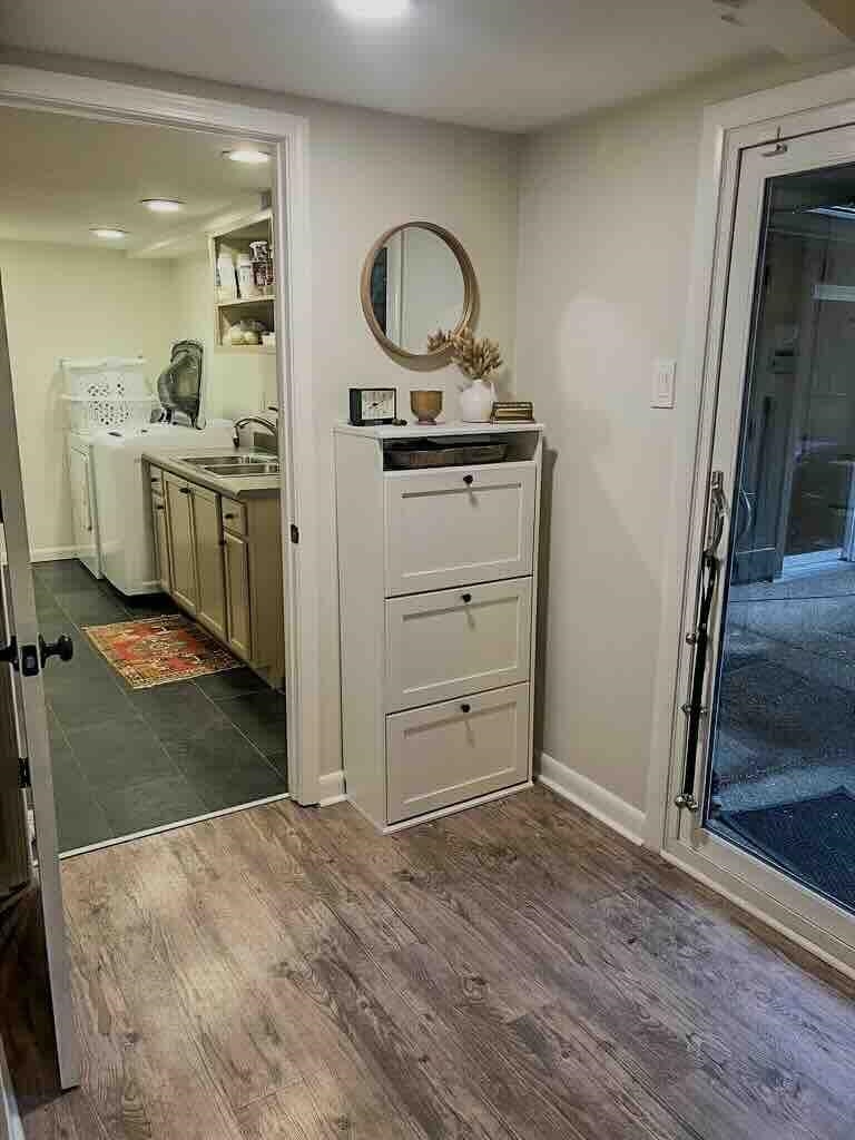 2578 Elmore Park Road Bartlett, TN 38134 - Photo 4 of 24 a view of a kitchen from the hallway