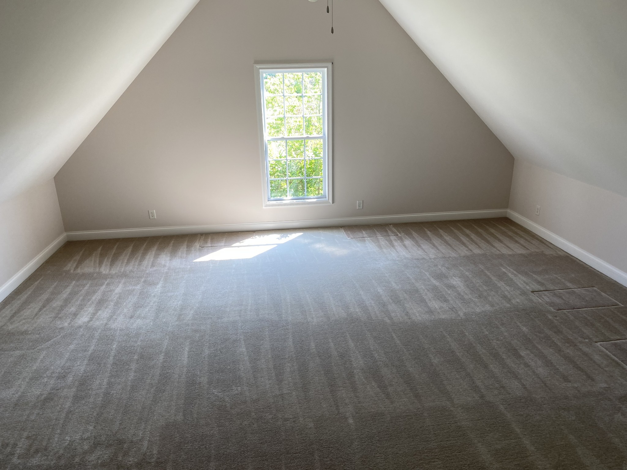 720 Heritage Road Lebanon, TN 37087 - Photo 29 of 31 an empty room with wooden floor and windows