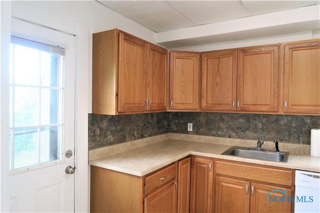 1727 Kensington Road Toledo, OH 43607 - Photo 15 of 35 Gallery Image 15