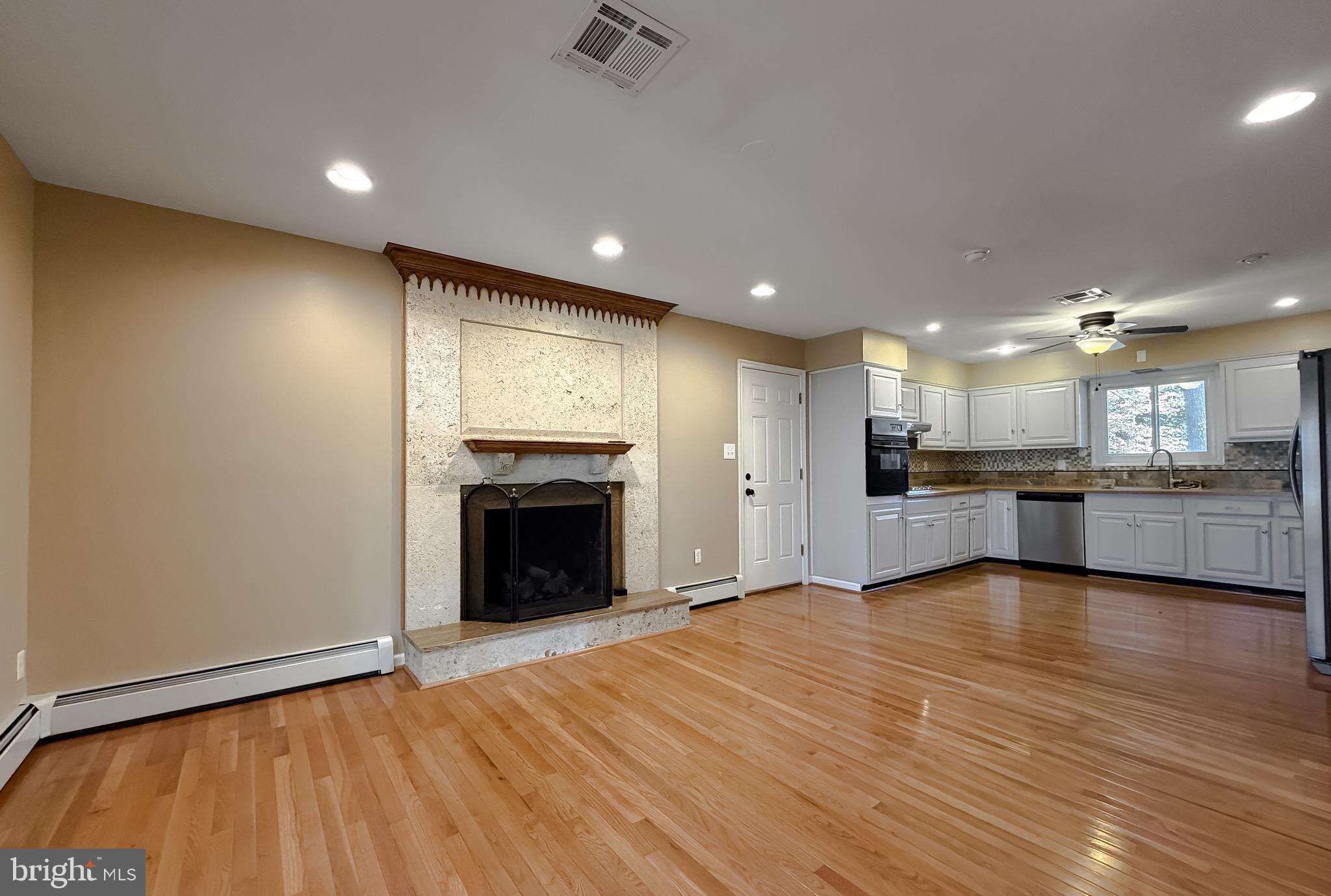 19479 North Snow Hill Manor Road Lexington Park, MD 20653 - Photo 14 of 34