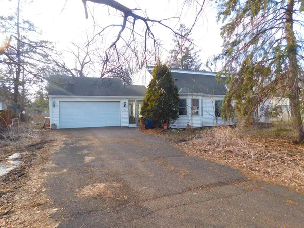 $279,900 | 3675 White Bear Avenue, White Bear Lake, MN 55110
