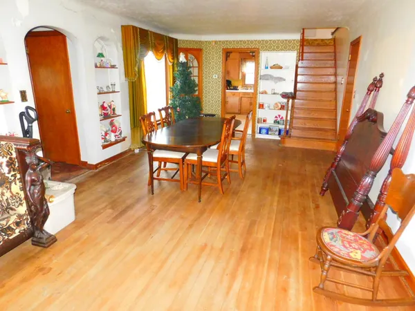 $279,900 | 3675 White Bear Avenue, White Bear Lake, MN 55110