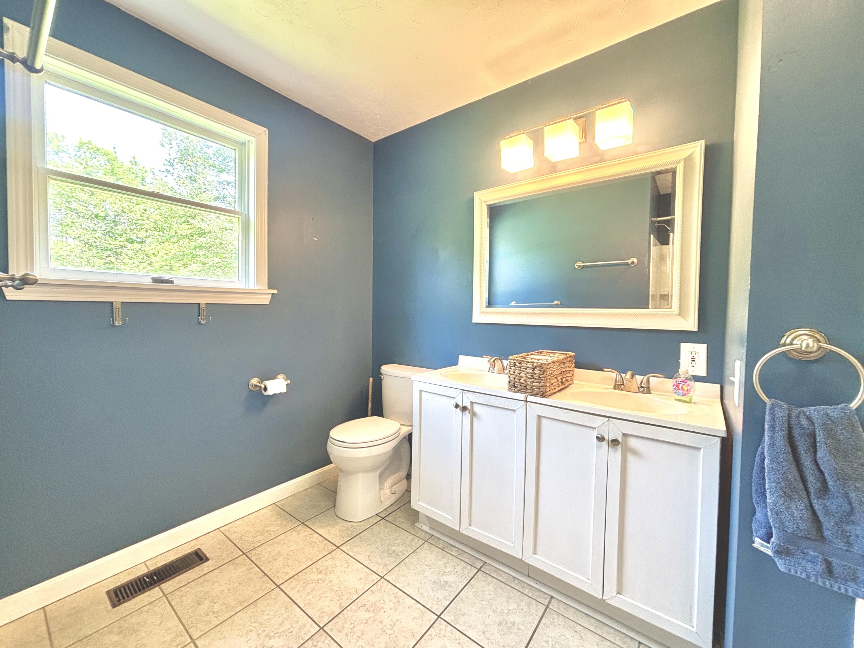 610 Silvers Mills Road Sangerville, ME 04479 - Photo 41 of 52 Bath