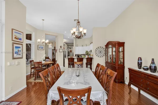 $949,999 | 6353 Southwest 191st Avenue, Pembroke Pines, FL 33332
