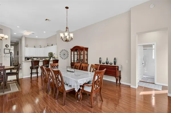 $949,999 | 6353 Southwest 191st Avenue, Pembroke Pines, FL 33332