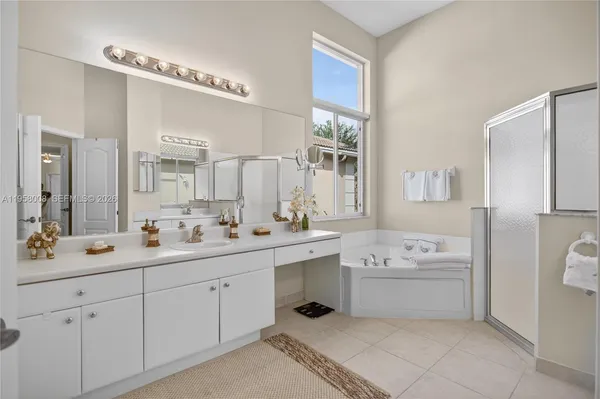$949,999 | 6353 Southwest 191st Avenue, Pembroke Pines, FL 33332