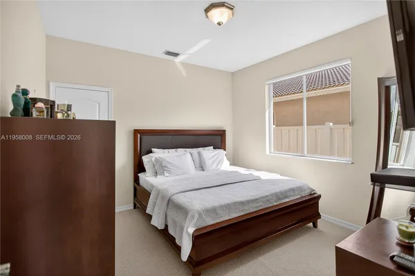 $949,999 | 6353 Southwest 191st Avenue, Pembroke Pines, FL 33332