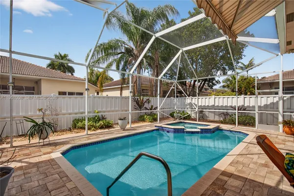 $949,999 | 6353 Southwest 191st Avenue, Pembroke Pines, FL 33332