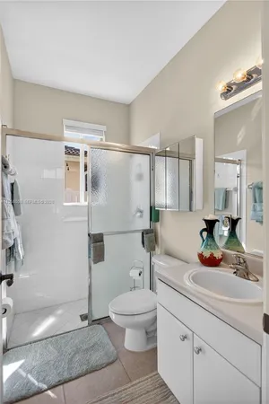 $949,999 | 6353 Southwest 191st Avenue, Pembroke Pines, FL 33332