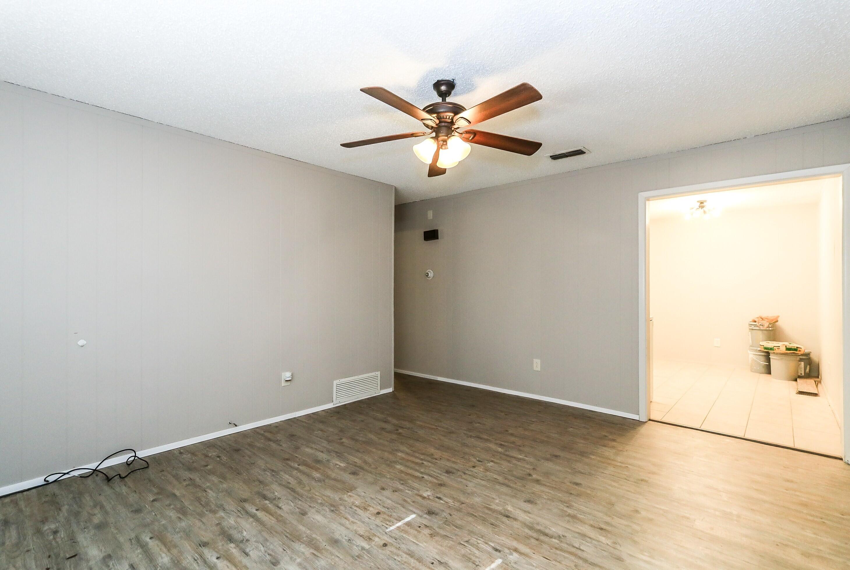 7308 Avenue West, Unit A Lubbock, TX 79423 - Photo 3 of 13 3