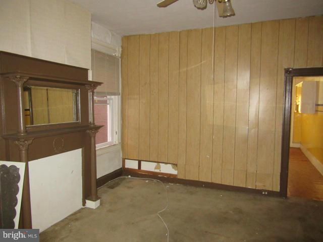 2135 Chelsea Terrace Baltimore, MD 21216 - Photo 4 of 10 Dining Room