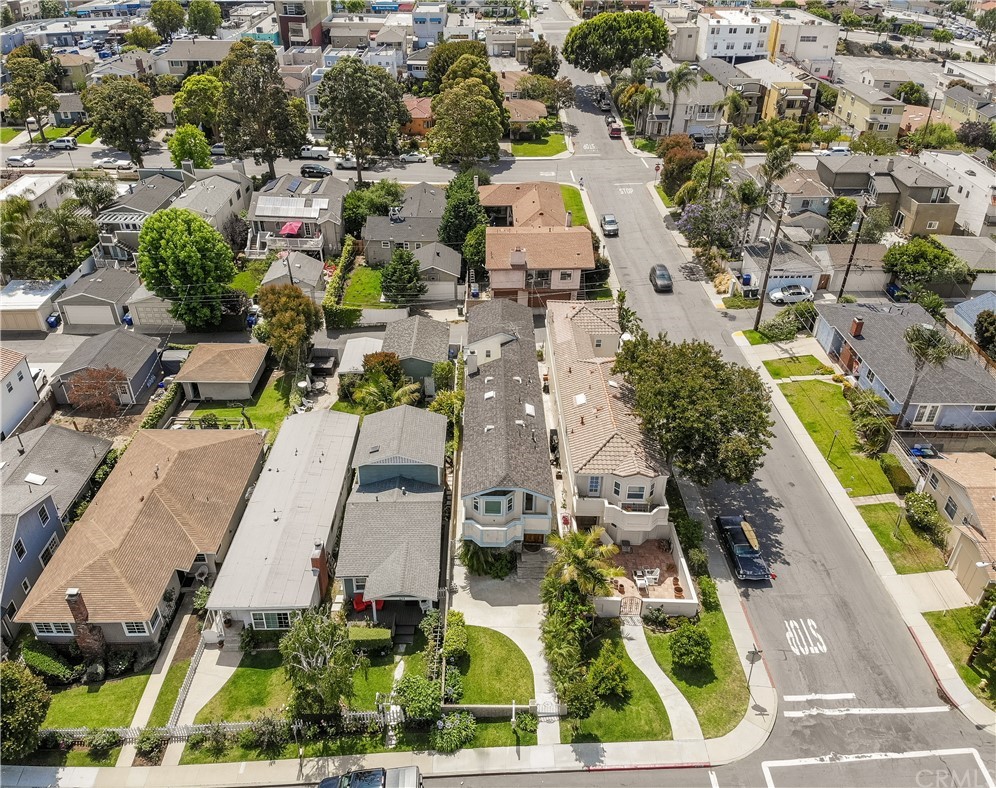 443 Eucalyptus Drive El Segundo, CA 90245 - Photo 26 of 27