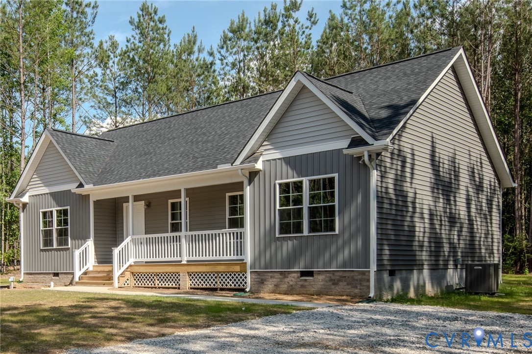 24178 Cabin Point Road Waverly, VA 23890 - Photo 1 of 19