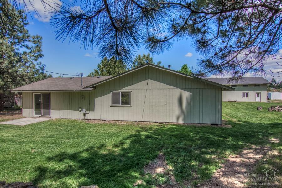 19244 Shoshone Road Bend, OR 97702 - Photo 24 of 25 Gallery Image 24