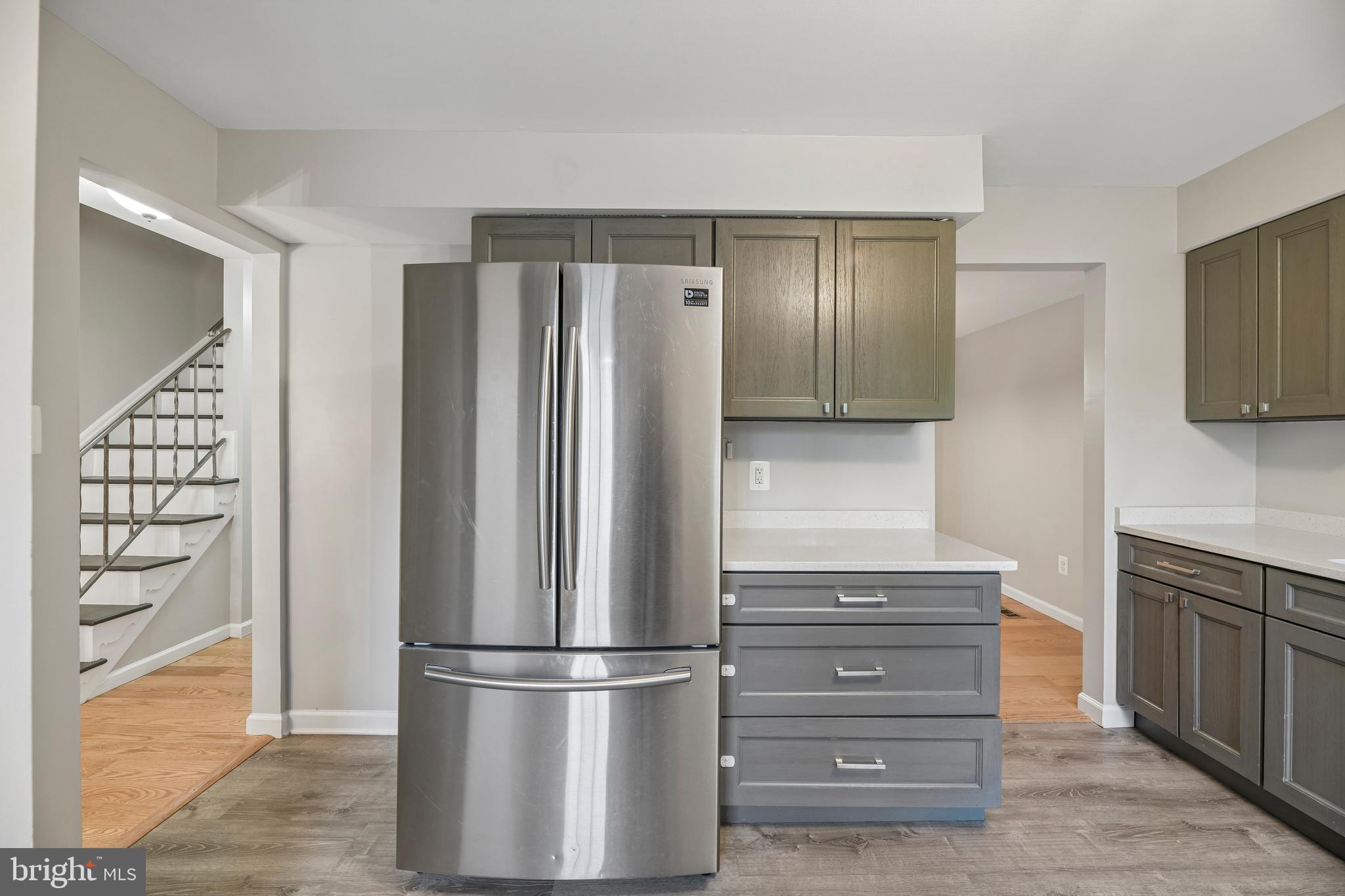 12629 English Orchard Court Silver Spring, MD 20906 - Photo 15 of 59 Kitchen