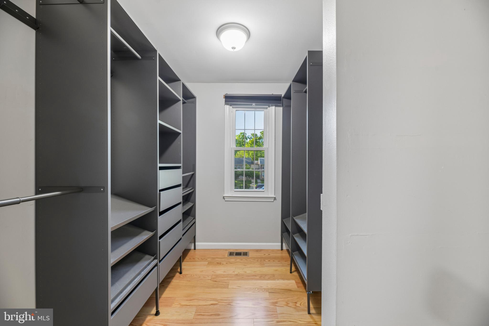 12629 English Orchard Court Silver Spring, MD 20906 - Photo 27 of 59 Primary Closet