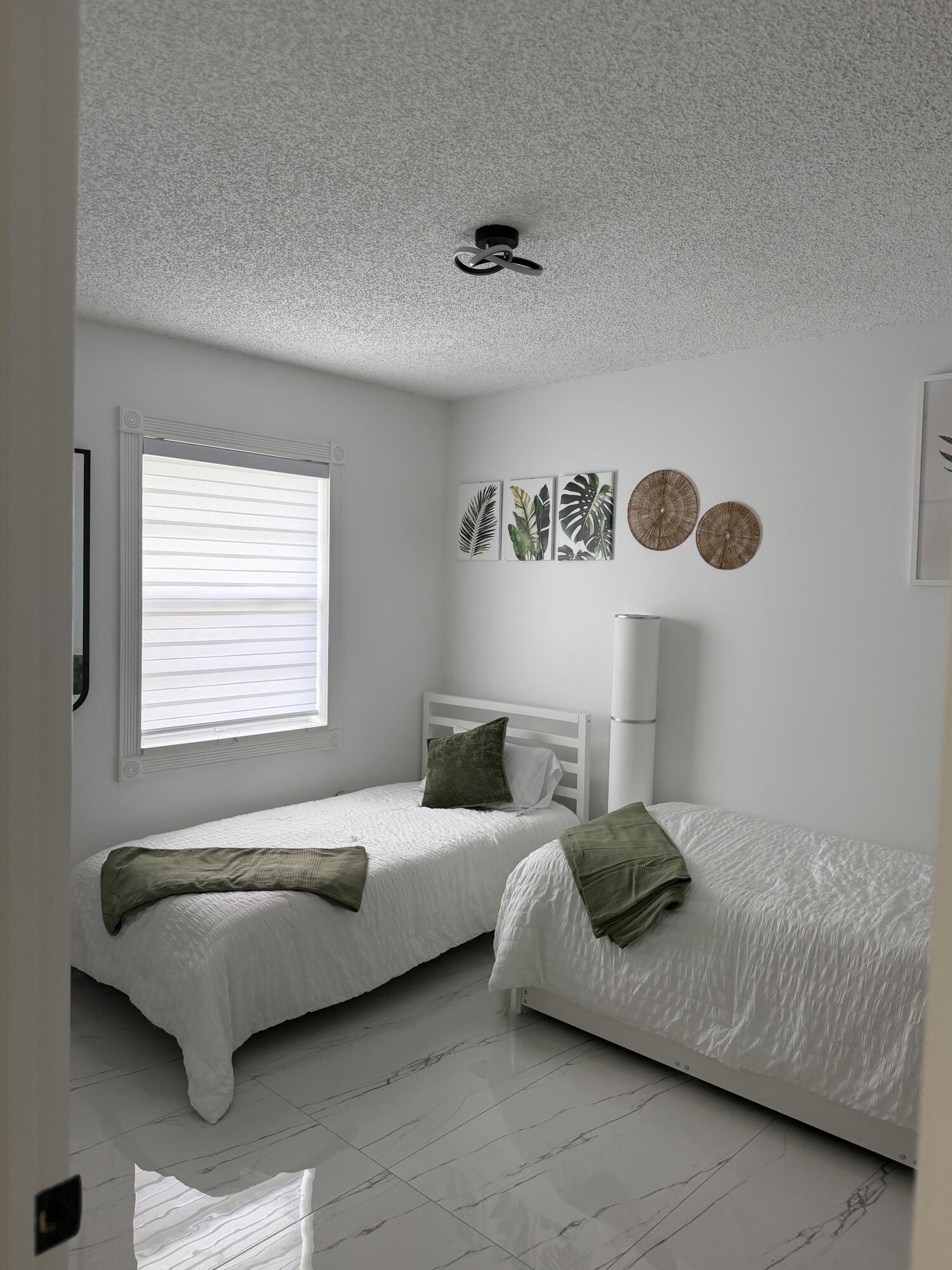 9052 Fountain Road Lake Worth, FL 33467 - Photo 8 of 32 IMG_3952
