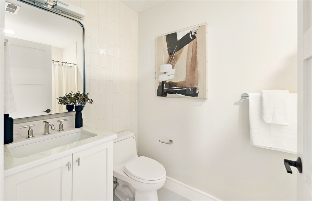 20 Kinmonth Road, Unit 306 Newton, MA 02468 - Photo 12 of 17