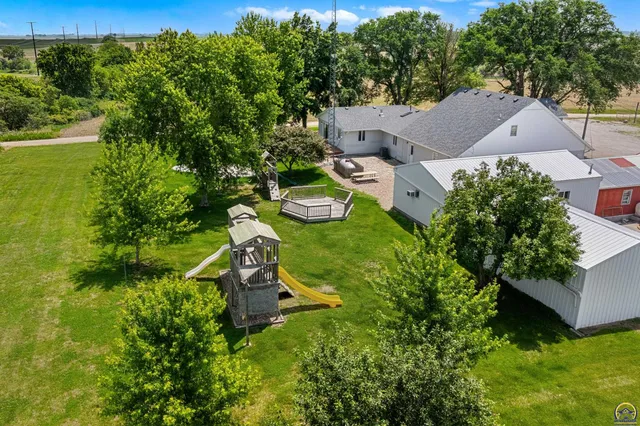 $550,000 | 845 C Street, Centralia, KS 66415