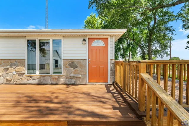 $550,000 | 845 C Street, Centralia, KS 66415