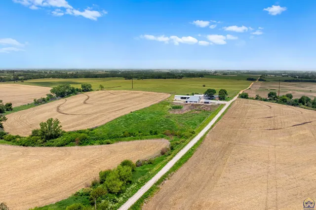 $550,000 | 845 C Street, Centralia, KS 66415