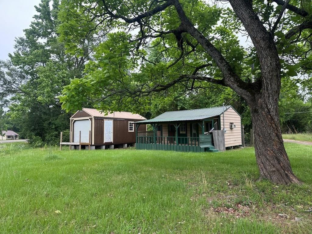 103 Early Linden, TX 75563 - Photo 11 of 11 Gallery Image 11