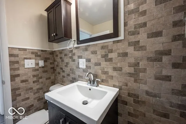 $899 | 140 Maple Park Drive, Unit 2, Westfield, IN 46074