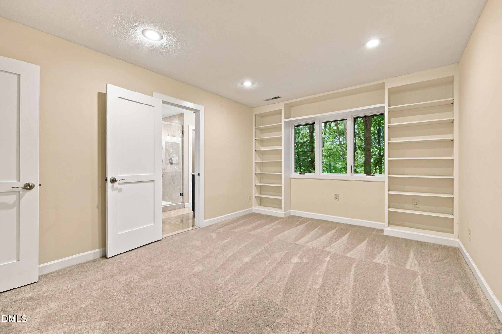 72 Stoneridge Road, Unit 72 Durham, NC 27705 - Photo 17 of 34 MBR 2