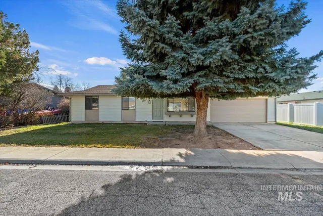 $379,950 | 3457 North Rugby Way, Boise, ID 83704