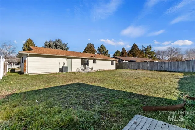 $379,950 | 3457 North Rugby Way, Boise, ID 83704