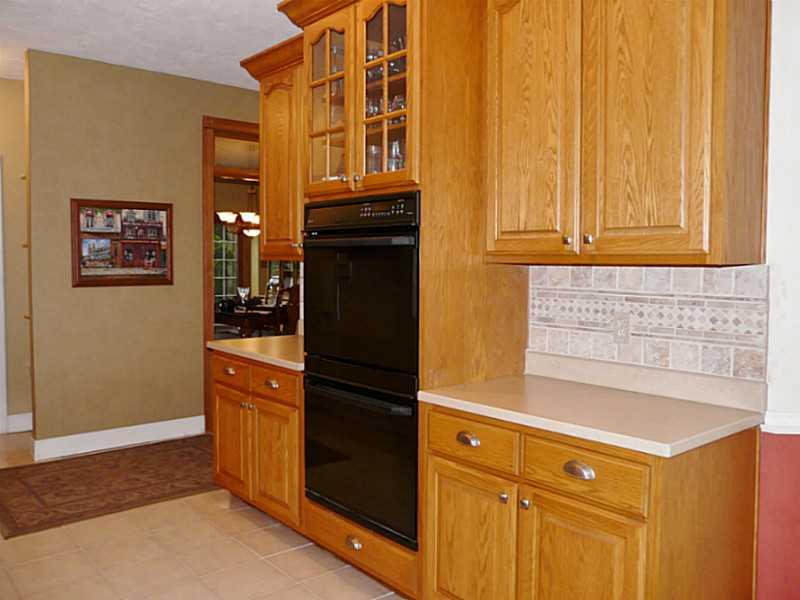 6013 Red Fox Road Pendleton, IN 46064 - Photo 4 of 24