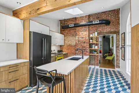$950,000 | 135 West Mount Pleasant Avenue, Philadelphia, PA 19119