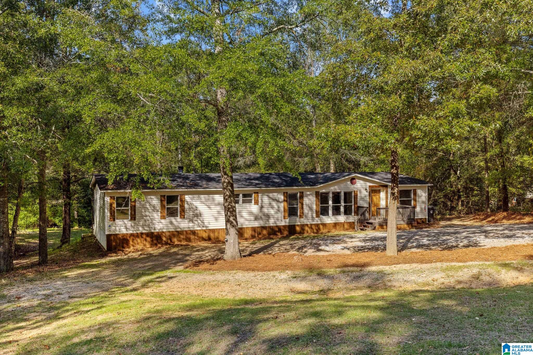80 Honeysuckle Way Riverside, AL 35135 - Photo 2 of 27